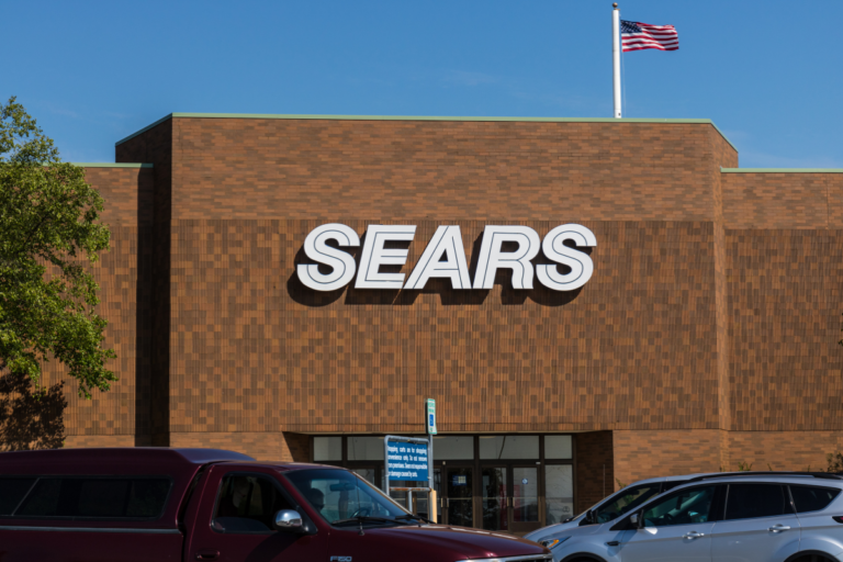 An image of a Sears shopping center.