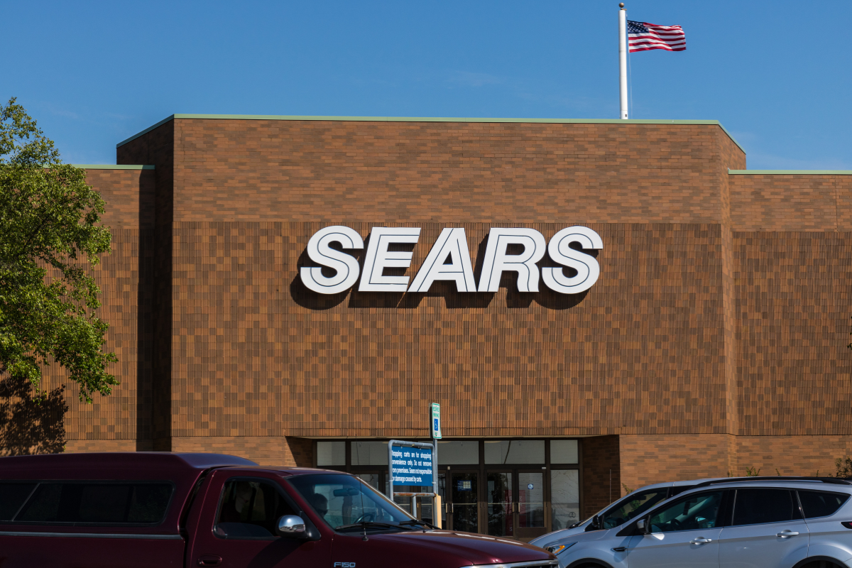 An image of a Sears shopping center.